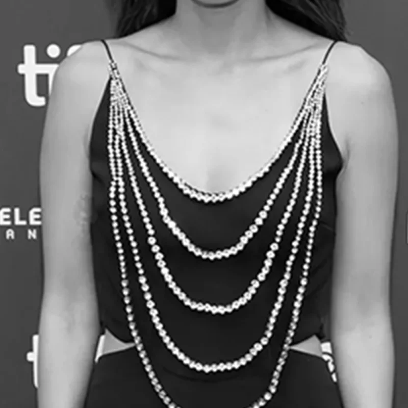 Rounded Sloped Shoulders